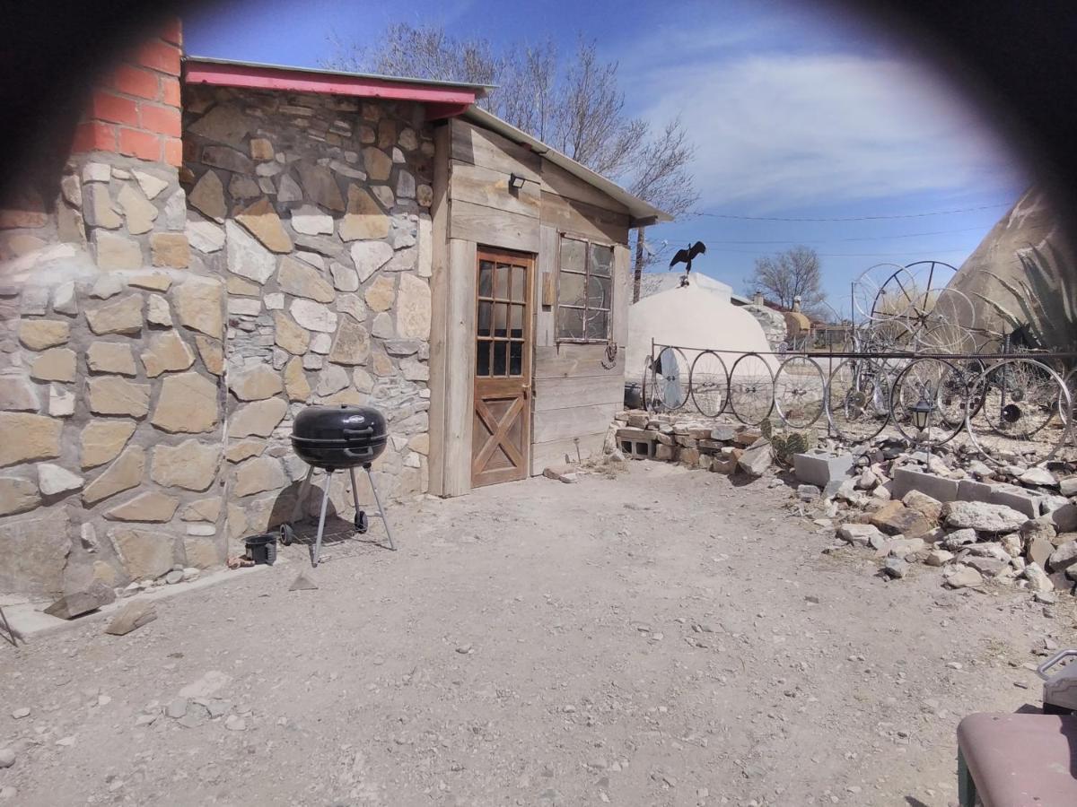 La Loma Del Chivo Llc Stone Cottage Alternative Building 马拉松 外观 照片