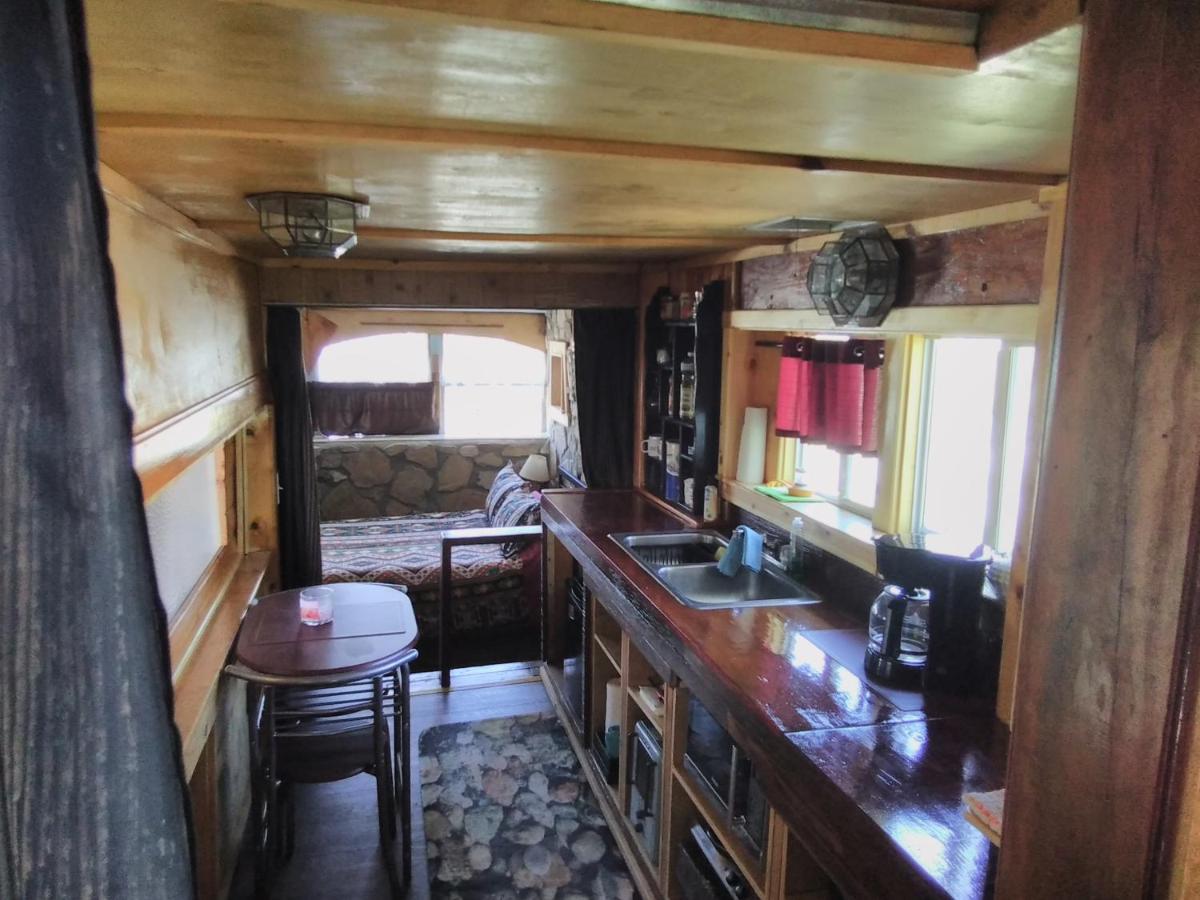 La Loma Del Chivo Llc Stone Cottage Alternative Building 马拉松 外观 照片